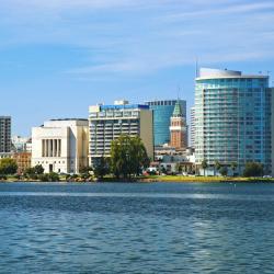 Hayward 44 hotels