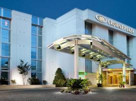 Crowne Plaza Charleston by IHG, hotel in Charleston