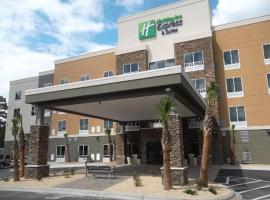 Holiday Inn Express & Suites Southport - Oak Island Area by IHG, hotel in Oak Island