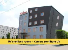 Plus Hotel