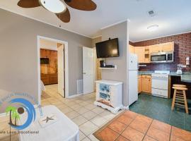 Cg Beach Bungalow 2, hotel in Myrtle Beach