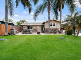 Oceanside Rocks Family Vacation Home
