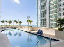 Lovely condo with city & ocean views. Sleep up to 6 people!, hotel in Miami