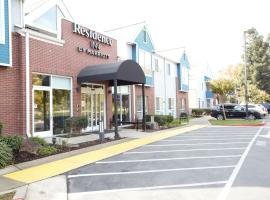 Residence Inn by Marriott Sacramento Airport Natomas, hotel near Sacramento Airport - SMF, Sacramento