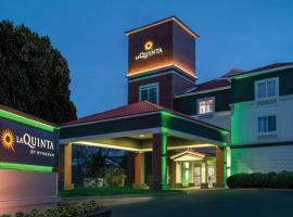 La Quinta by Wyndham Latham Albany Airport, hotel near Albany International Airport - ALB, 