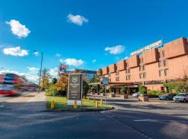 Sheraton Skyline Hotel London Heathrow, hotel London Heathrow nemzetközi repülőtér - LHR környékén Hillingdonban