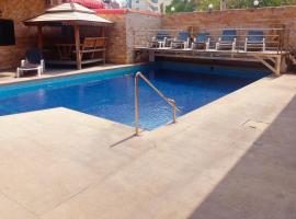 Dania, hotelli kohteessa Keski-Pattaya