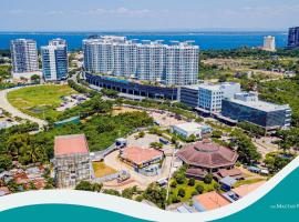 8 Newtown Boulevard by Hiverooms, hotel near Mactan–Cebu International Airport - CEB, Lapu Lapu City