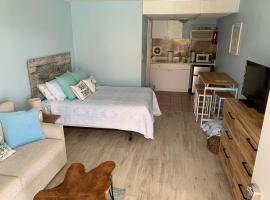 Amazing condo 2 min to beach!, hotel in Wildwood