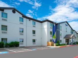 Spark By Hilton Dallas Market Center, hotel near Dallas Love Field Airport - DAL, Dallas