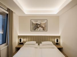 Hotel Schwarzer Bär, hotel v Linci