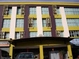 Grand Medallion Hotel, hotel near Kuching Airport - KCH, Kuching