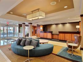 Fairfield Inn & Suites by Marriott Milwaukee Airport, hotel near General Mitchell International Airport - MKE, Oak Creek