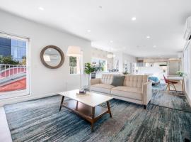 Day Dreams by AvantStay Private Balcony A Hollywood Location, hotel in Hollywood, Los Angeles