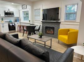 Downtown Zen 2-Bedrooms Private Bungalow, hotel in St. Petersburg