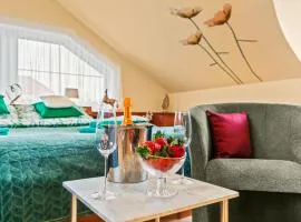 Villa Garden & Terrace Villa by Interhome