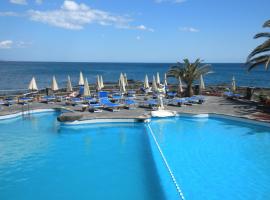 Arathena Rocks Hotel, hotel a Giardini Naxos