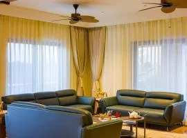 ELIVAAS The Kanota Retreat 4 BHK Villa Near Kanota Dam With Pvt Pool & Hill Views