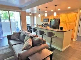 3-Bedroom Luxury Condo in the Heart of the City