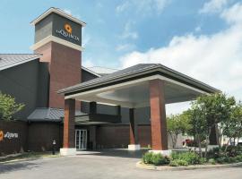 La Quinta by Wyndham Austin Airport, hotel in Austin