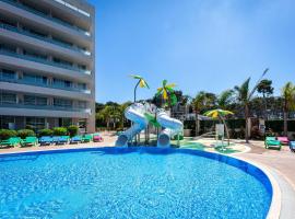 Medplaya Hotel Calypso, ξενοδοχείο στο Σαλού
