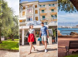 Hotel Vesuvio, hotel en Rapallo
