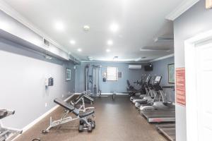 Fitness centrum a/nebo fitness zařízení v ubytování ONE More Sandy Day - 2BR 2BA Beach Condo, Sleeps 6