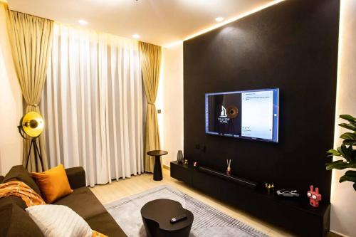 Andrena Smart Haven Lakeside Condo in Entebbe