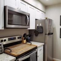 Mesa Apartment - CozyMesaApartment-fullyEquipped-2br-2ba, hotel near Falcon Field Airport - MSC, Leisure World