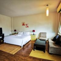Natol Homestay - Kuching Home Penthouse Airport Road, hotel near Kuching Airport - KCH, Kuching
