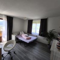 Spacious Room in Modern Flat, hotel poblíž Letiště Kranebitten - INN, Innsbruck