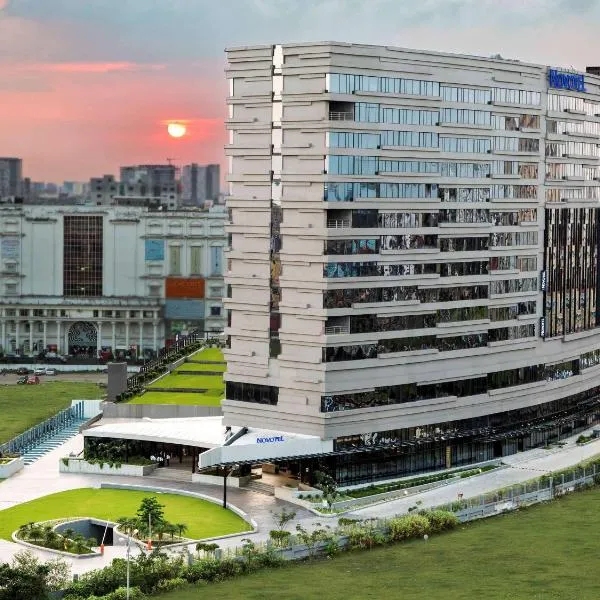 Novotel Kolkata Hotel and Residences, hotel en Calcuta