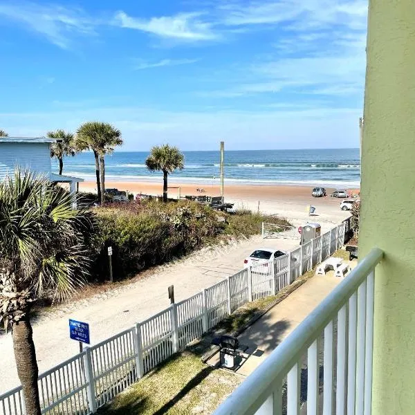 Coastal Cozy - Ocean View at Symphony Beach Club, hotel in Ormond Beach