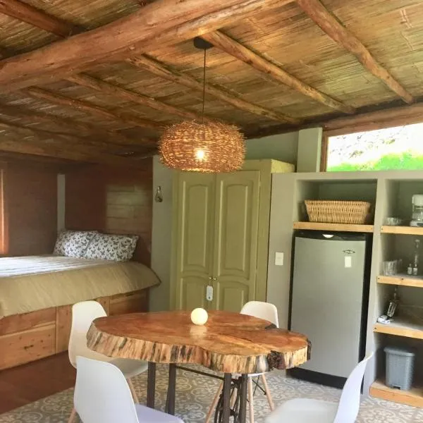 Acogedora cabaña en el bosque, Via La Calera, hotell sihtkohas La Calera