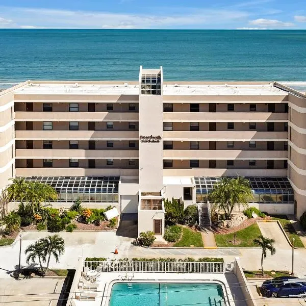 Direct Oceanfront Condo with amazing Views near Cocoa Beach, hotel in Cocoa Beach
