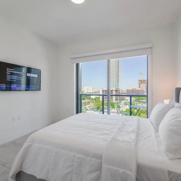 Exclusive Condo in Glamorous Brickell, hotel in Miami