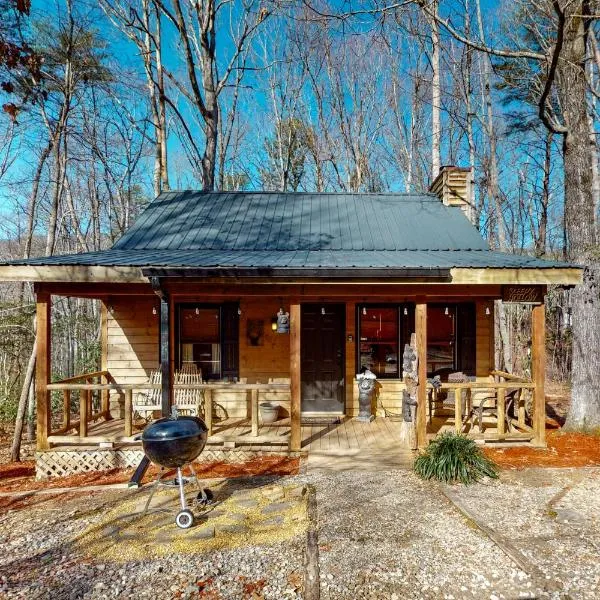 Lazy Bear Cabin, hotel in Sautee Nacoochee