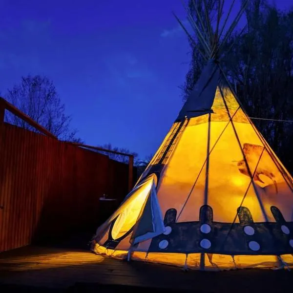 Moab RV Resort Glamping Tipi OK56, hotel in Moab