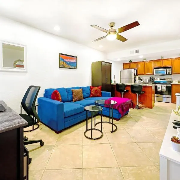 Cozy & Peaceful Sedona Condo with Pool, walk to Restaurants, Shops & Hiking Nearby, hotel in Sedona
