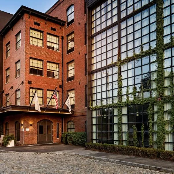 The LOOM Hotel, Tapestry Collection by Hilton, hotel in Warwick