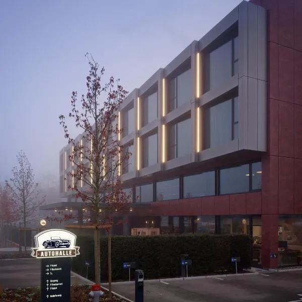 Autohalle Hotel, hotel a Andelfingen
