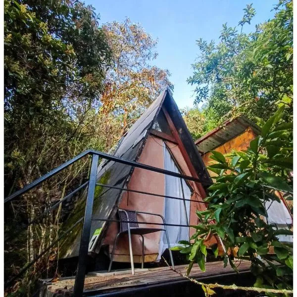 Glamping Laguna Sagrada, hotell sihtkohas Bobadilla