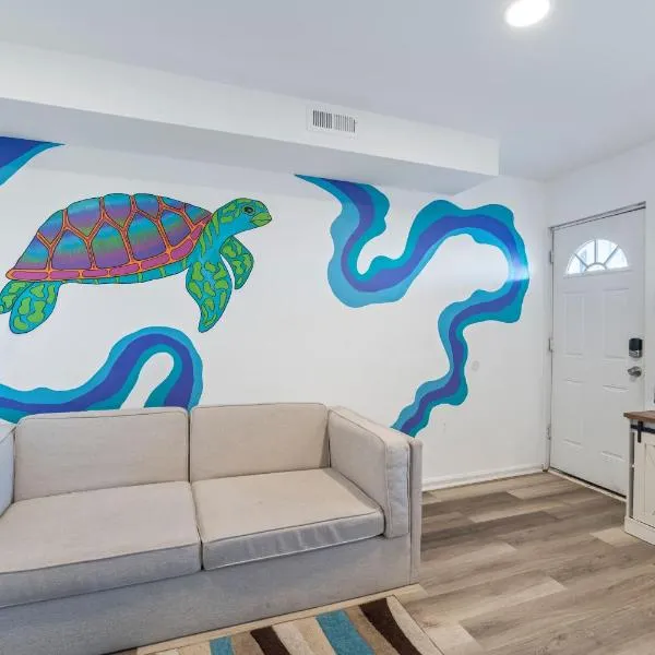 Arcade Nook & New Sea Turtle Mural- 3BR, hotel in Atlantic City